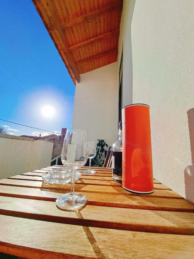 Апартаменты Casa Dos Sequeiras Tawny Вила-Нова-ди-Гая Экстерьер фото