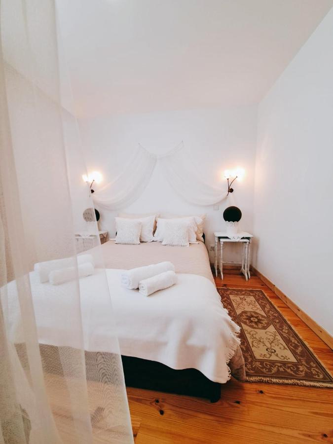 Апартаменты Casa Dos Sequeiras Tawny Вила-Нова-ди-Гая Экстерьер фото