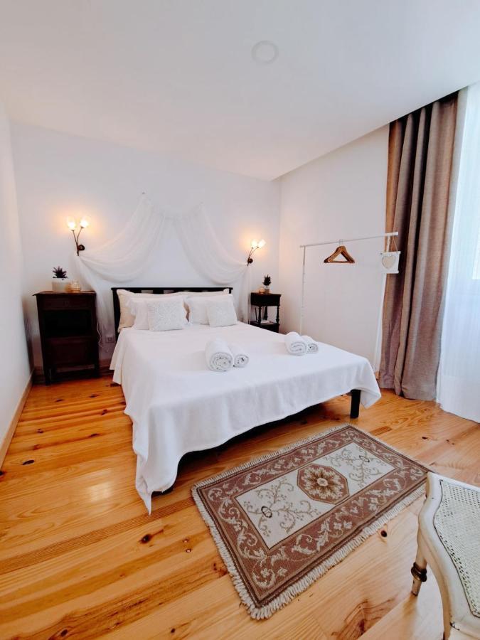 Апартаменты Casa Dos Sequeiras Tawny Вила-Нова-ди-Гая Экстерьер фото